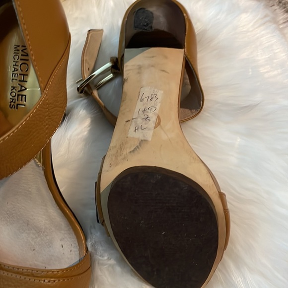MIchael Kors Heels - Picture 4 of 8